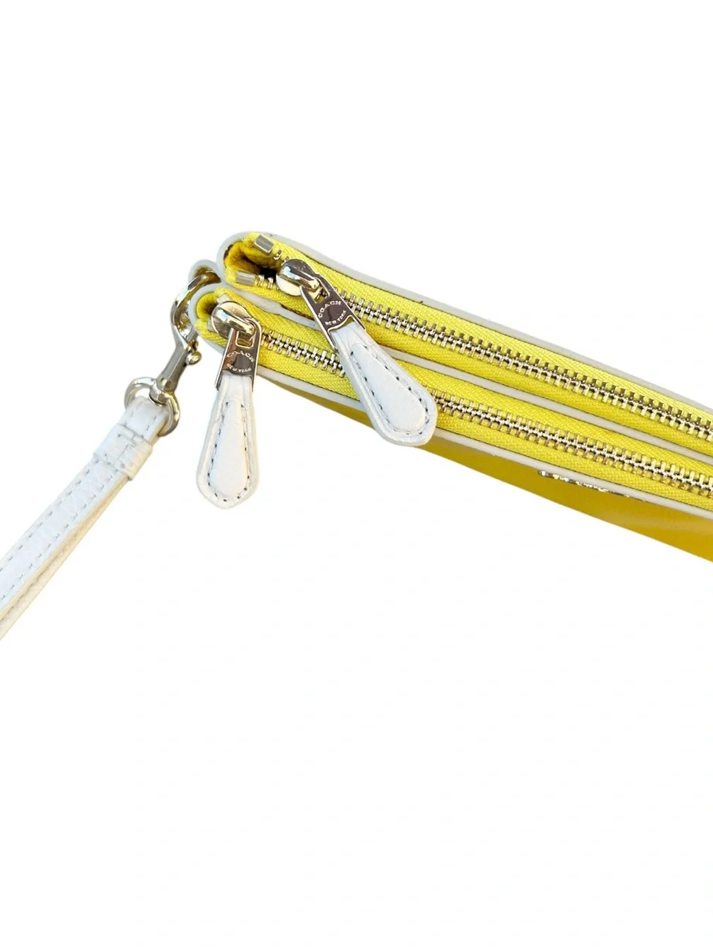Coach Doubled Zip Wristlet Wallet
